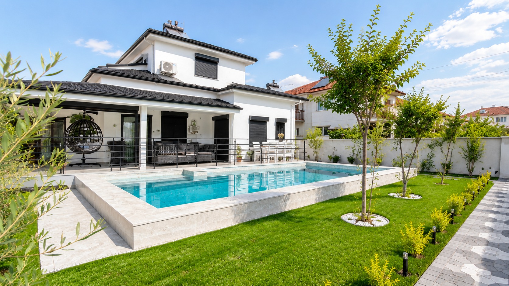Cenan House